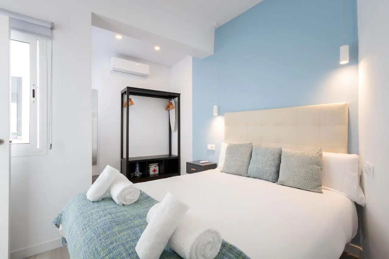 Nine O Clock San Luis Skyview Apartment Seville